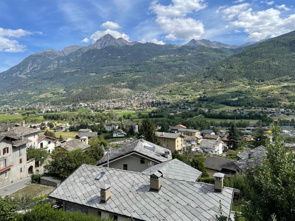 Maison Merlot Apartment Aosta Bagian luar foto